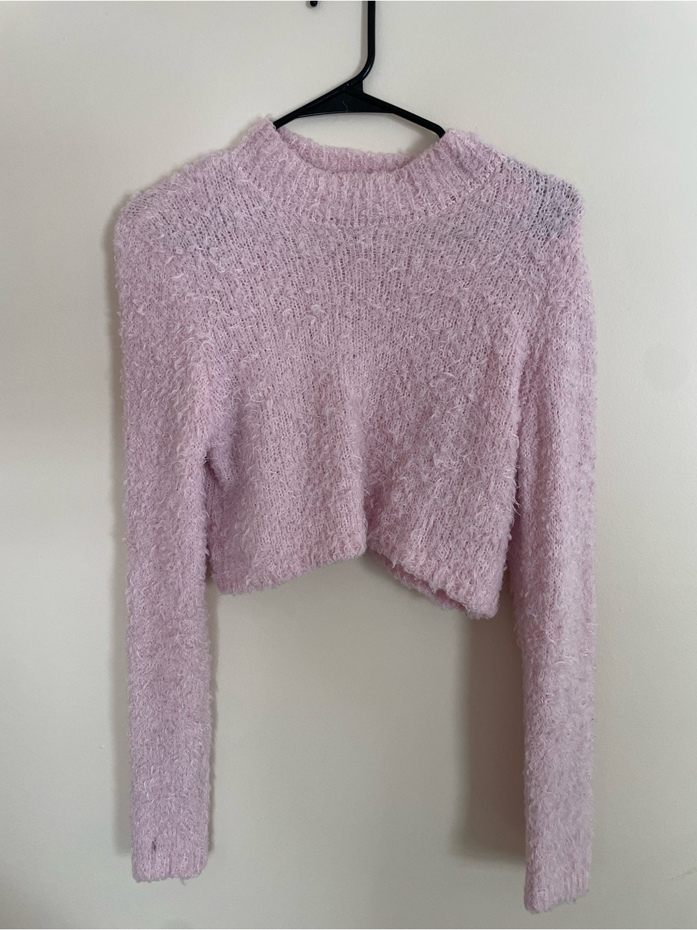 wild fable Light Pink Fuzzy Cropped Crew Sweater